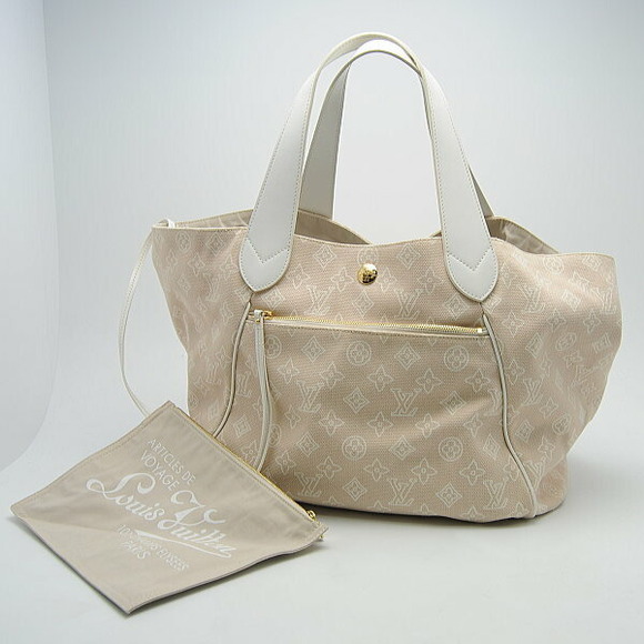 Louis Vuitton Handbags - Louis Vuitton Beach Line Cabai Panema Sable